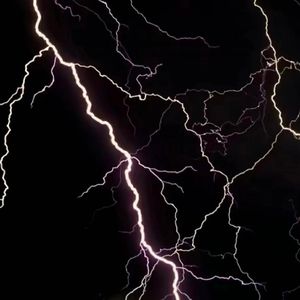 国产高潮白浆成人视频
